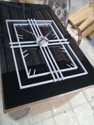 ساعت دیواری مدرن فلزی کد H185