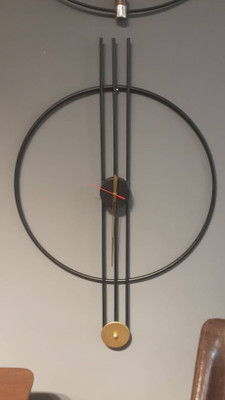 ساعت دیواری مدرن H107