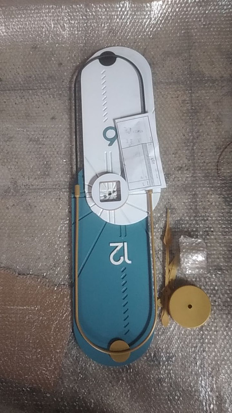 ساعت دیواری مدرن کد H505