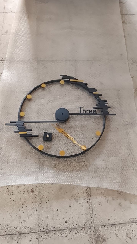 ساعت دیواری لاکچری زیبا H650