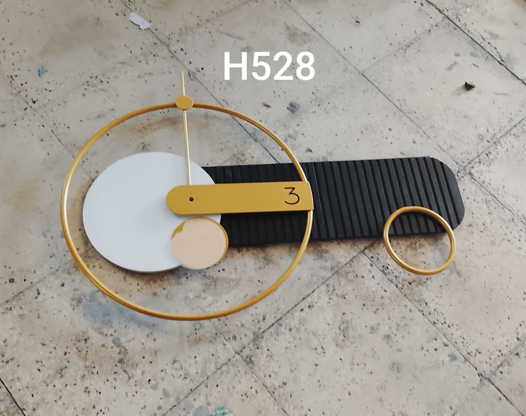 ساعت مدرن فلزی و چوب H528