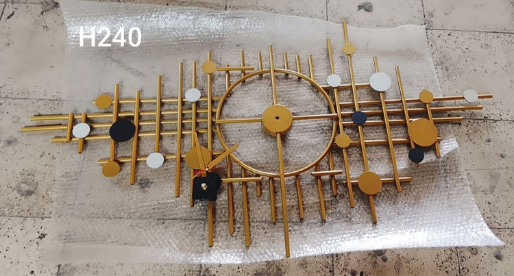 ساعت دیواری فلزی لاکچری زیبا H240
