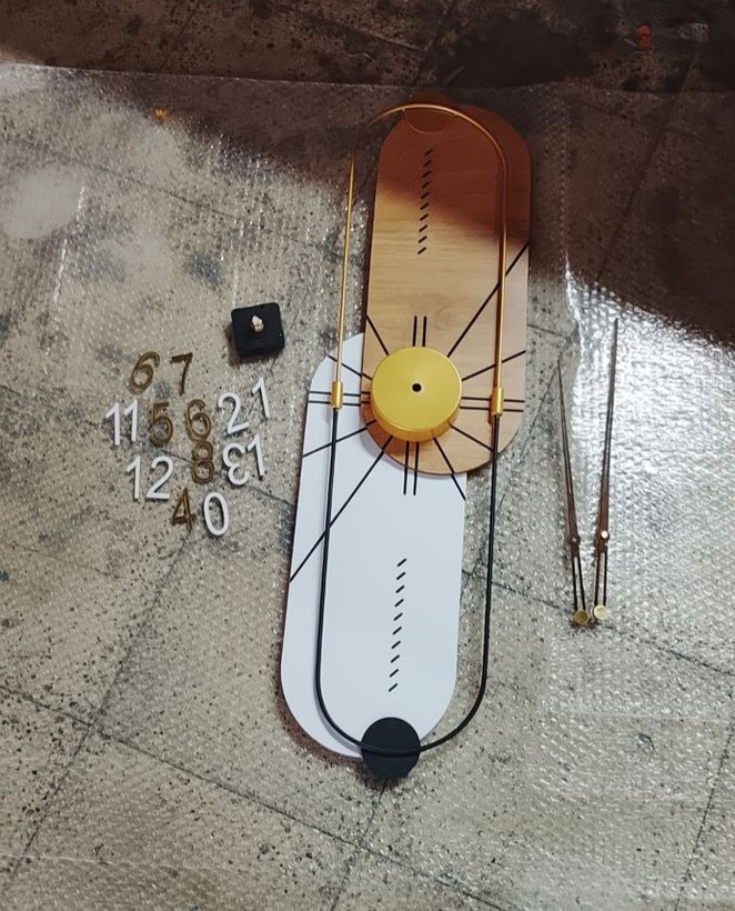 ساعت دیواری مدرن کد H505