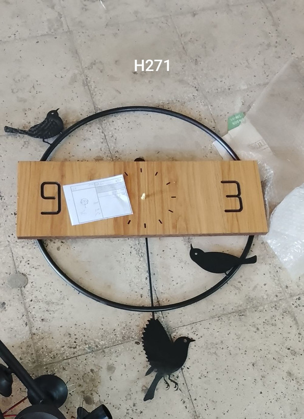 ساعت دیواری مدرن فلزی و چوبی لیزری لاکچری H271